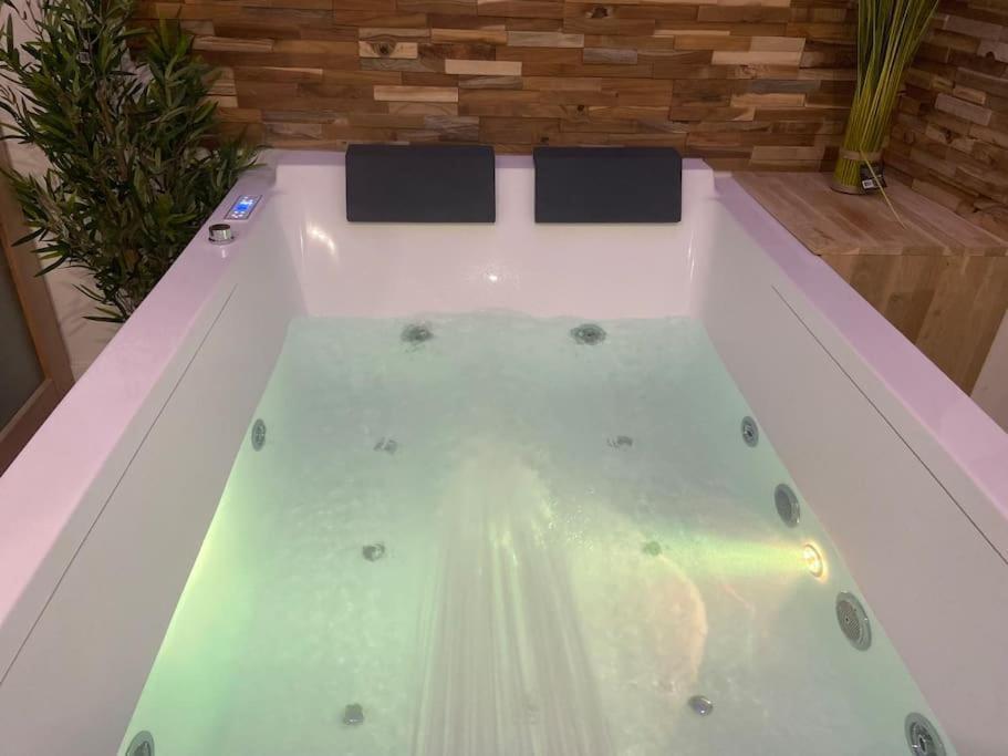 Lover Dose Spa Vierzon Exterior foto
